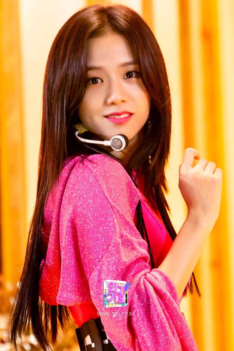 BLACKPINK『SBS人気歌謡』より（ⓒSBS）