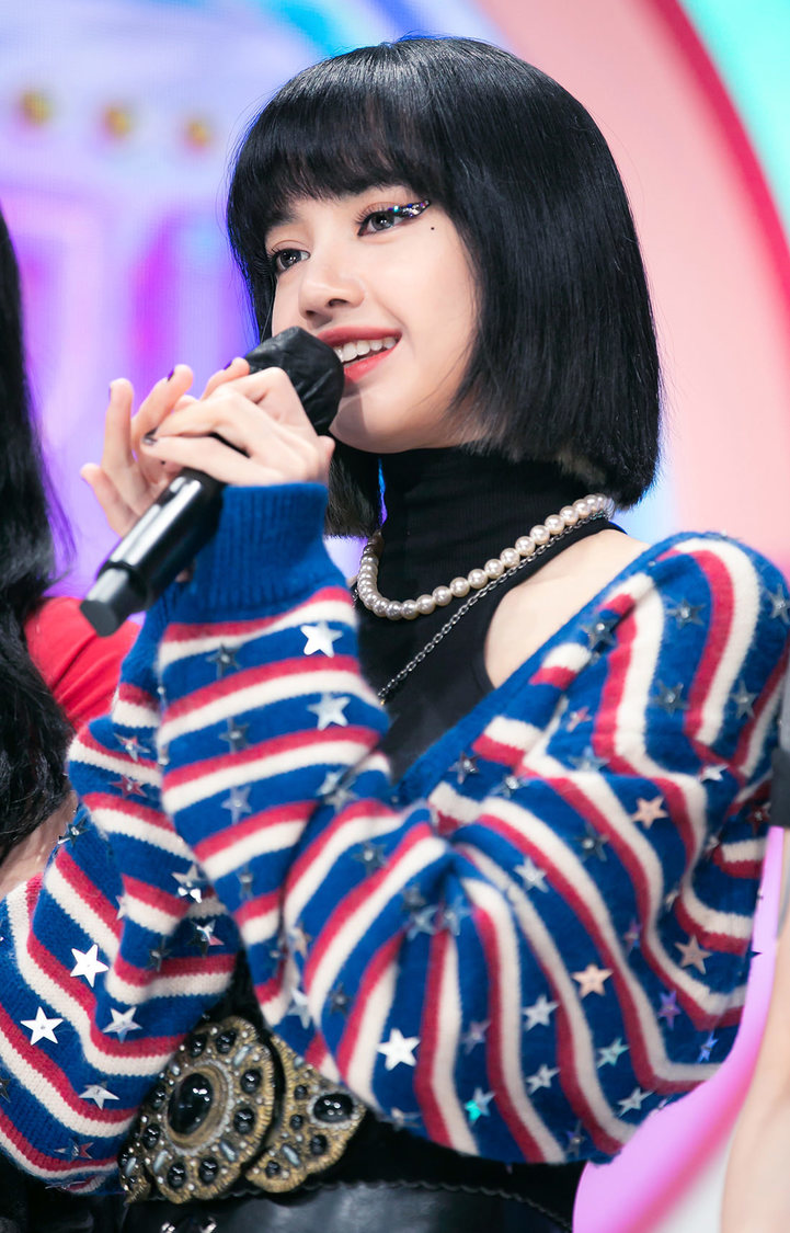 BLACKPINK『SBS人気歌謡』より（ⓒSBS）