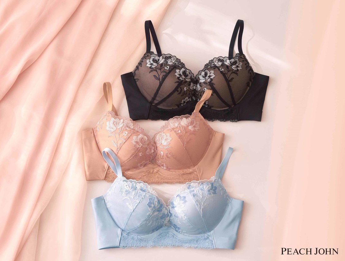 「ぷるふわ育乳補整フラワーブーケブラ」