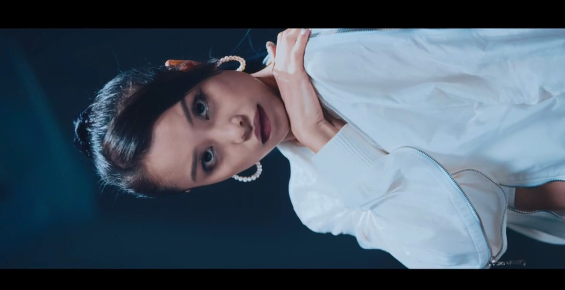 MV「Answer」より