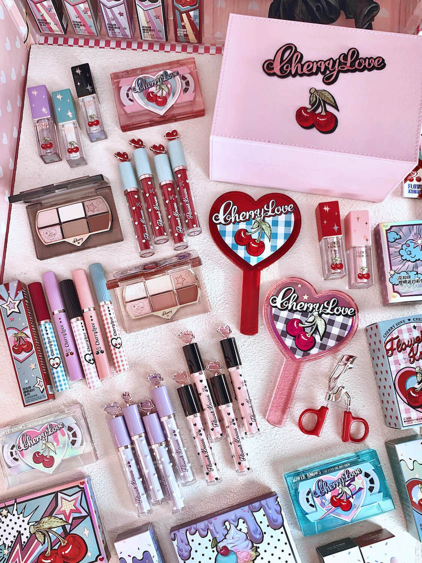 コスメブランド『Flower Knows』より