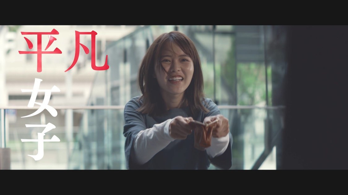 『ランウェイがはじまる』より