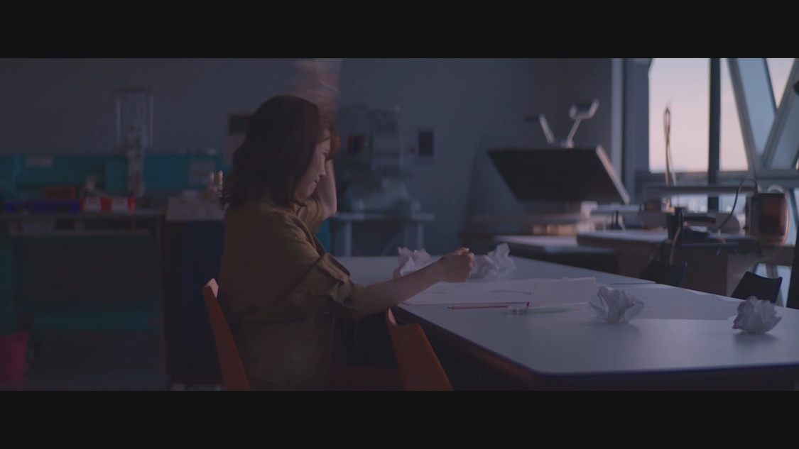 『ランウェイがはじまる』より