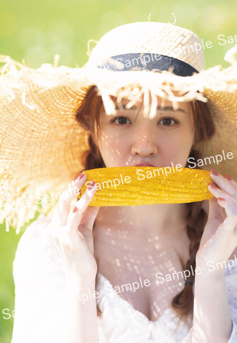 乃木坂46 渡辺みり愛 1st写真集『消極的な華やかさ』ポストカード（タワーレコード限定）