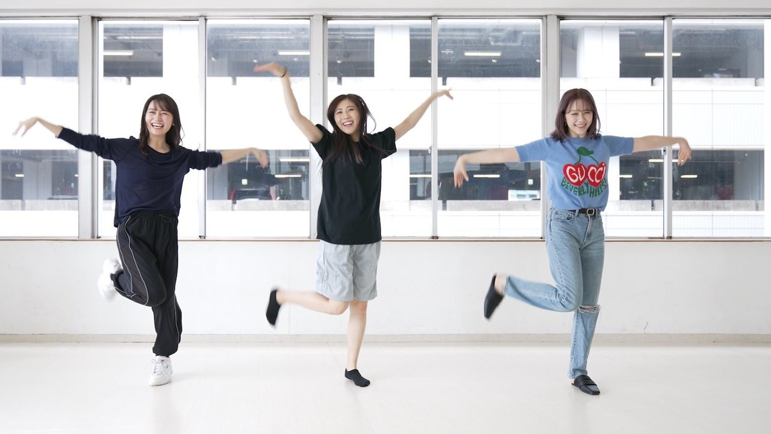 「AKBの楽曲を2倍速で踊ってみた企画」より