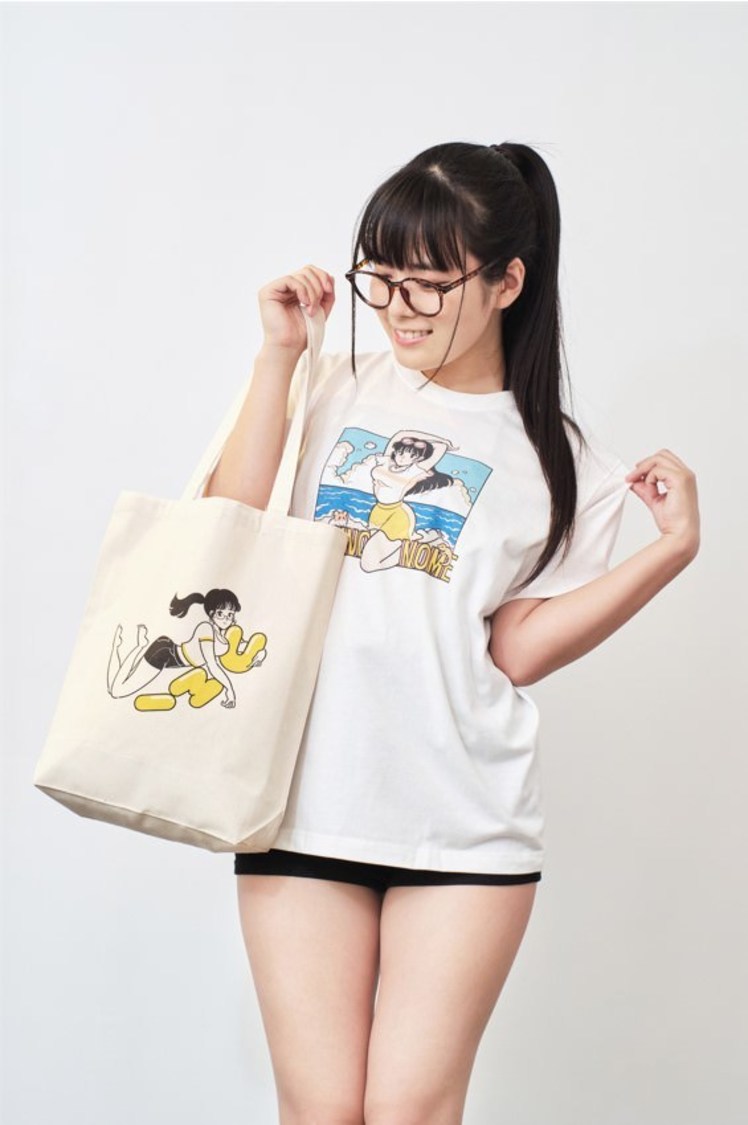 東雲うみ ヴィレッジヴァンガードコラボTシャツ インディゴブルー（XL） グラビアアイドル「東雲うみ」× ヴィレッジヴァンガードの限定