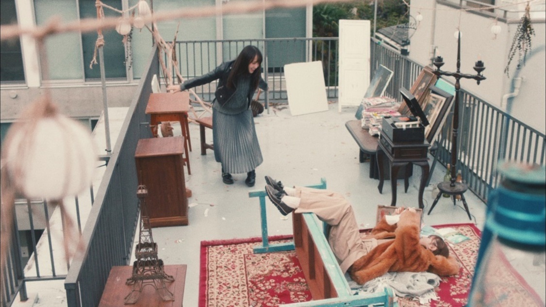 欅坂46「ヒールの高さ」MVより