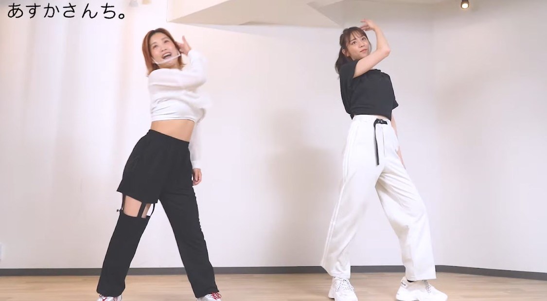 「【踊ってみた】1 時間で TWICE の Feel special 踊ってみました!with hana さん」より