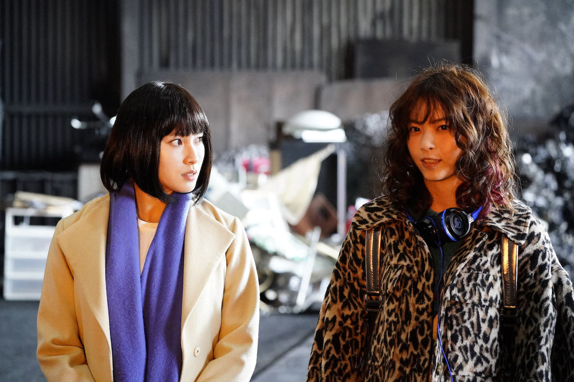 ©2021「鳩の撃退法」製作委員会 ©佐藤正午／小学館