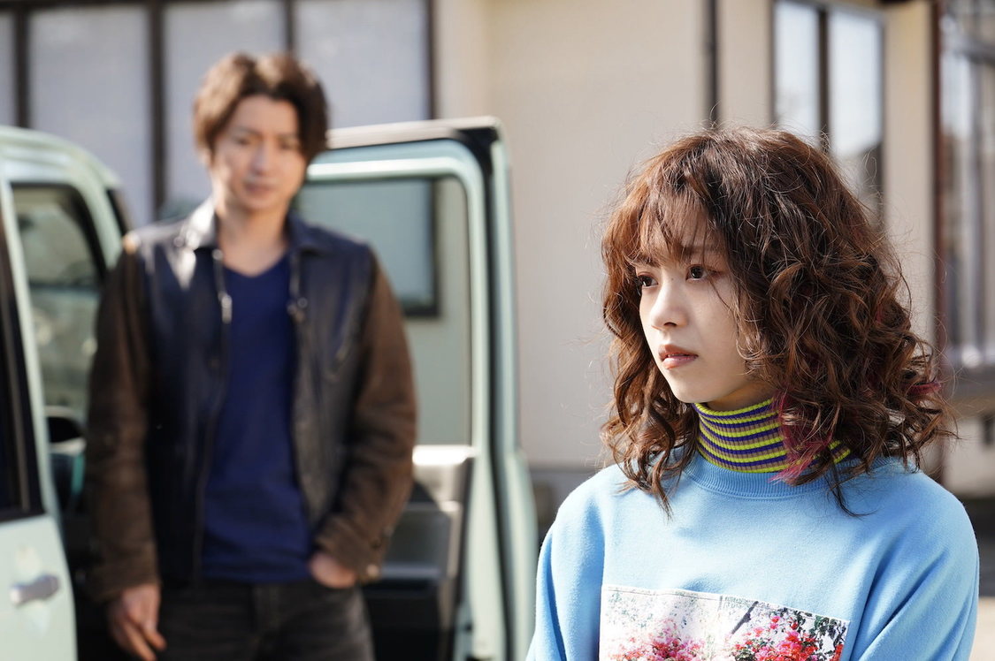 ©2021「鳩の撃退法」製作委員会 ©佐藤正午／小学館