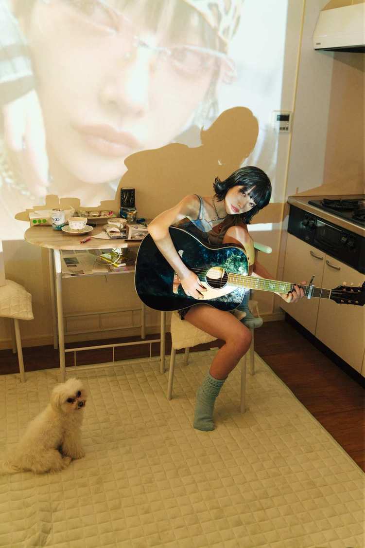 かてぃドキュメンタリーブック『ファッションカルト』収録カットより