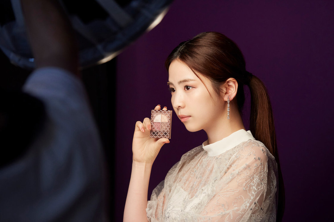 MAYA（NiziU）メイクアップ『Visée（ヴィセ）』撮影エピソードより