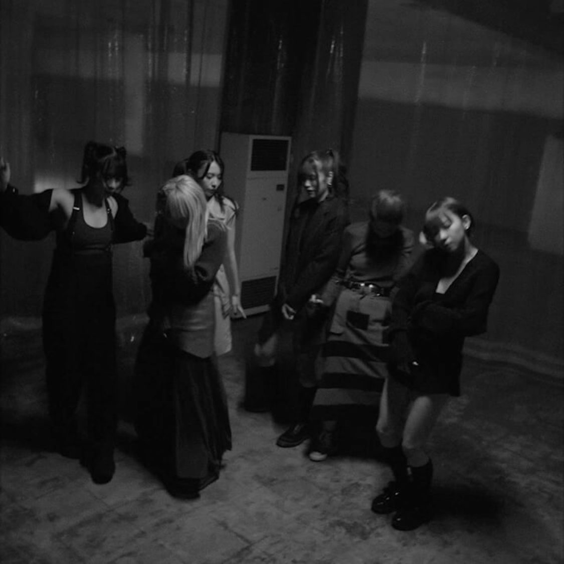 3rdフルアルバム『BRiGHT FUTURE』より