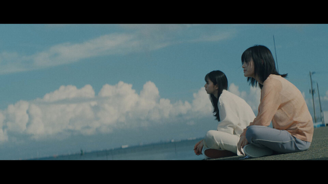 乃木坂46「泥だらけ」MV場面写真より