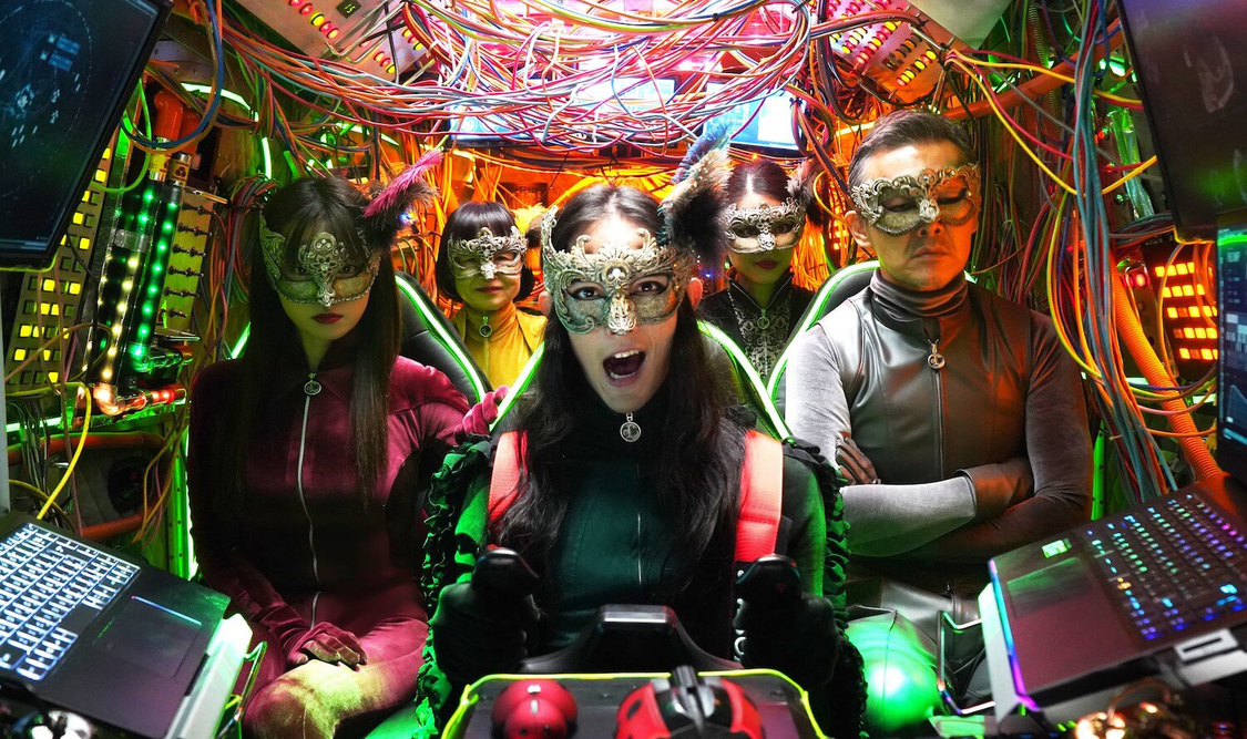 『劇場版 ルパンの娘』新場面写真（©横関大／講談社　©2021「劇場版 ルパンの娘」製作委員会）