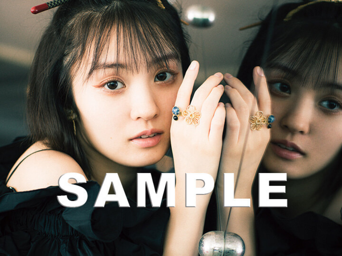 写真集『浪漫咲く』東急ハンズ名古屋店8F／バラエティコーナー『TEAM シャチ処』店舗特典オリジナル生写真