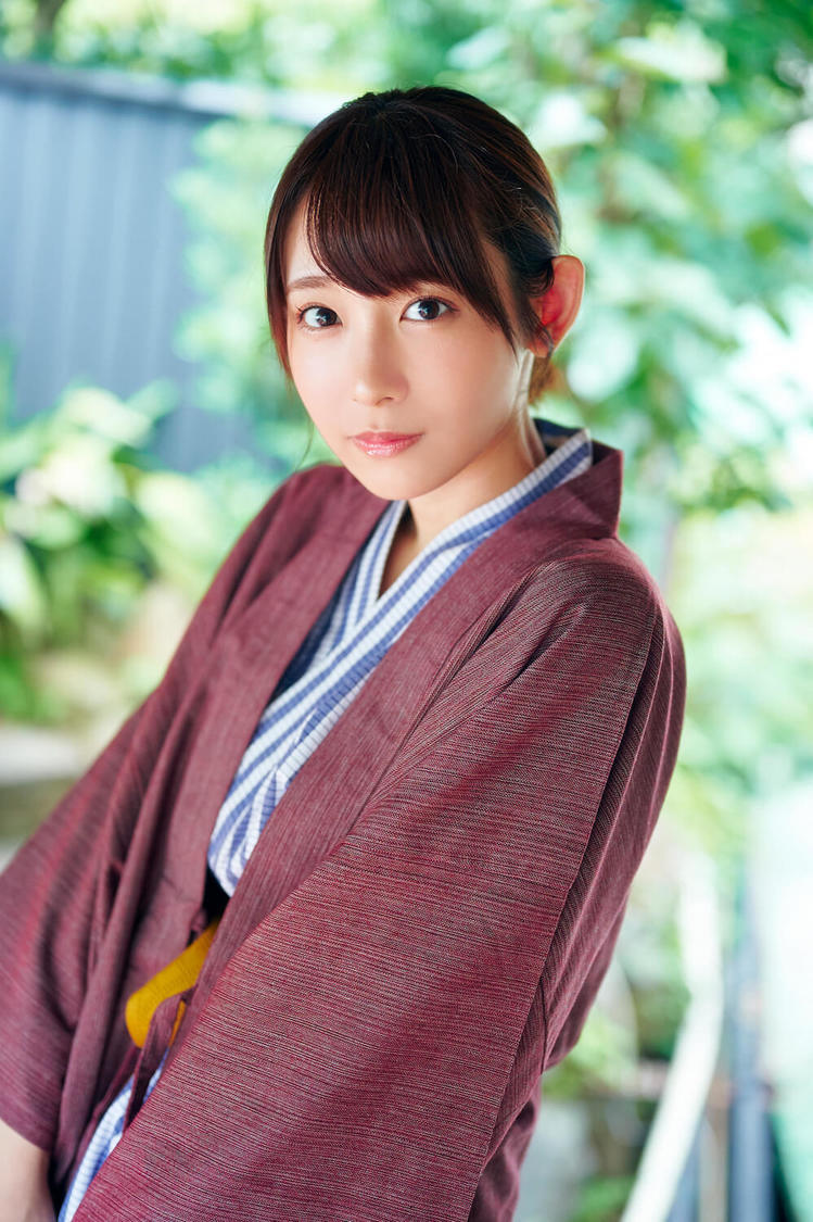 水湊みお（#ババババンビ）（©岡本武志）