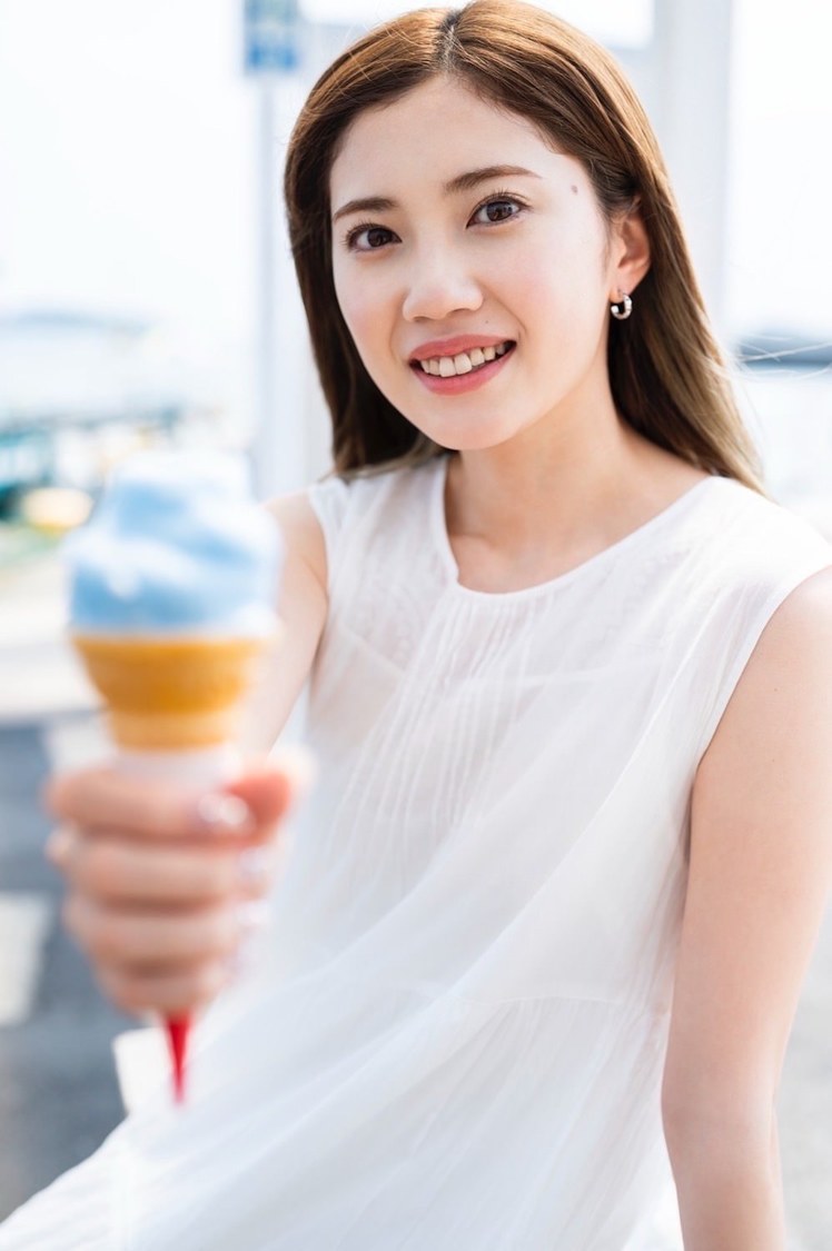 北川綾巴1st写真集収録カット（撮影：加藤岳）