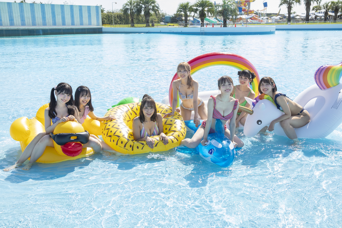 #ババババンビ｢キスしてほしい」MV（撮影：田中健児『2021年 B.L.T.11月号』（東京ニュース通信社刊））