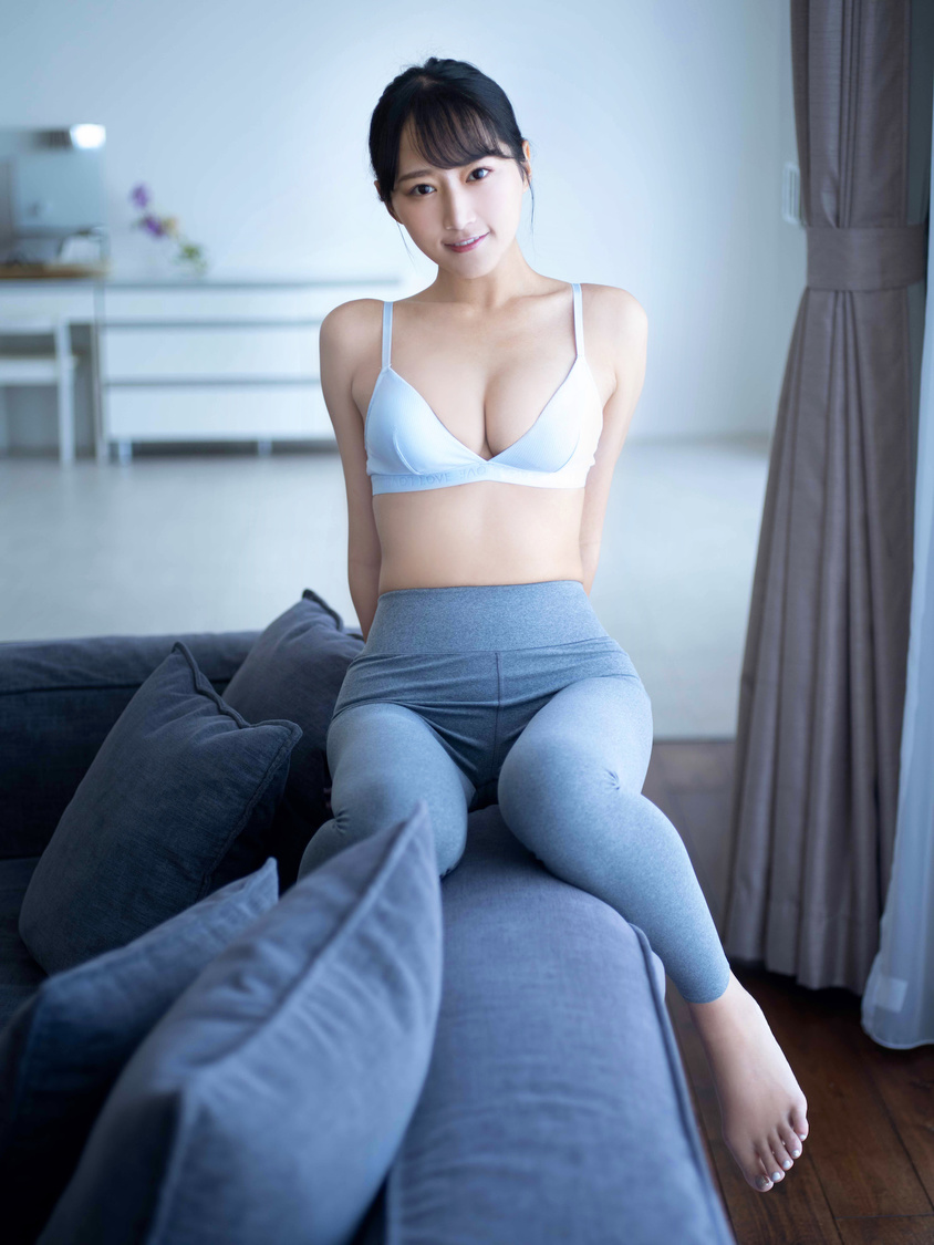 川瀬もえ（(C)佐賀章広／ヤングドラゴンエイジ）