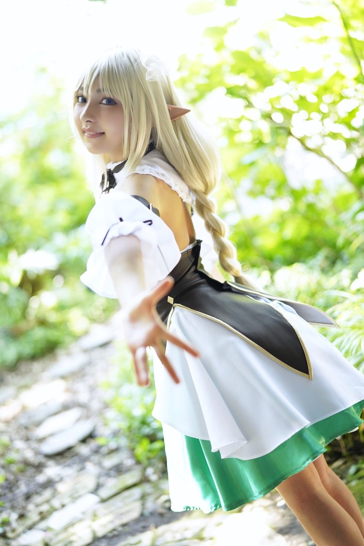 十味（#2i2）（©撮影：佐藤佑一／スタイリスト：野田陽子（ミタケイショウ）／ヘアメイク：田森春菜（JULLY））