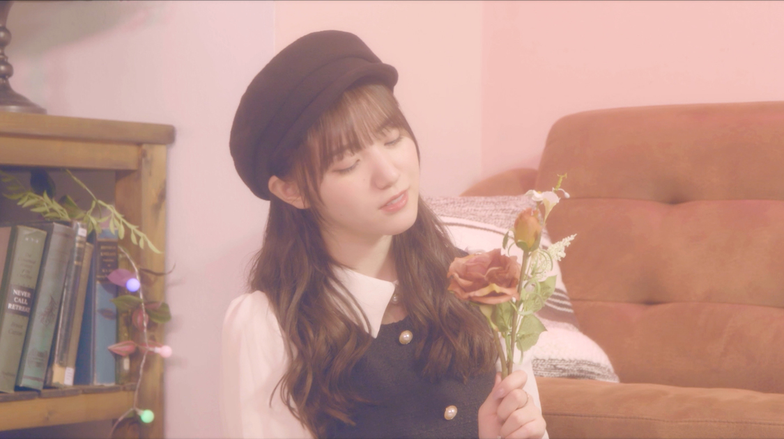 「みんなといる世界」MVより