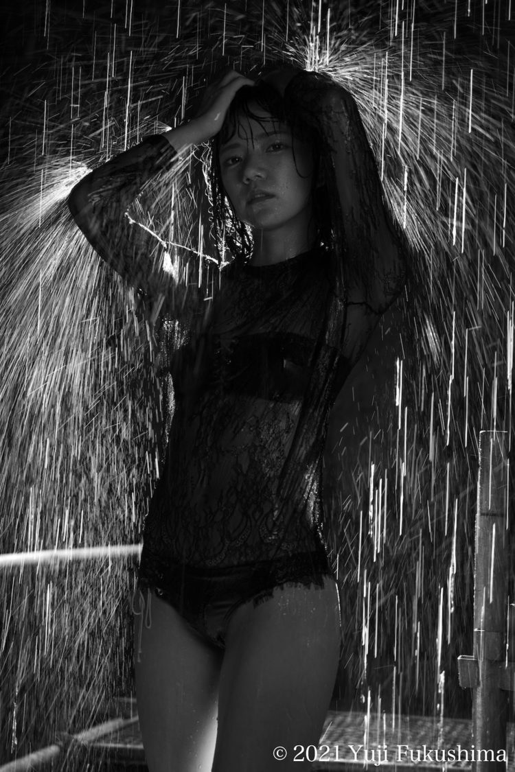 ＜石塚汐花×福島裕二写真展 -3286日-＞より