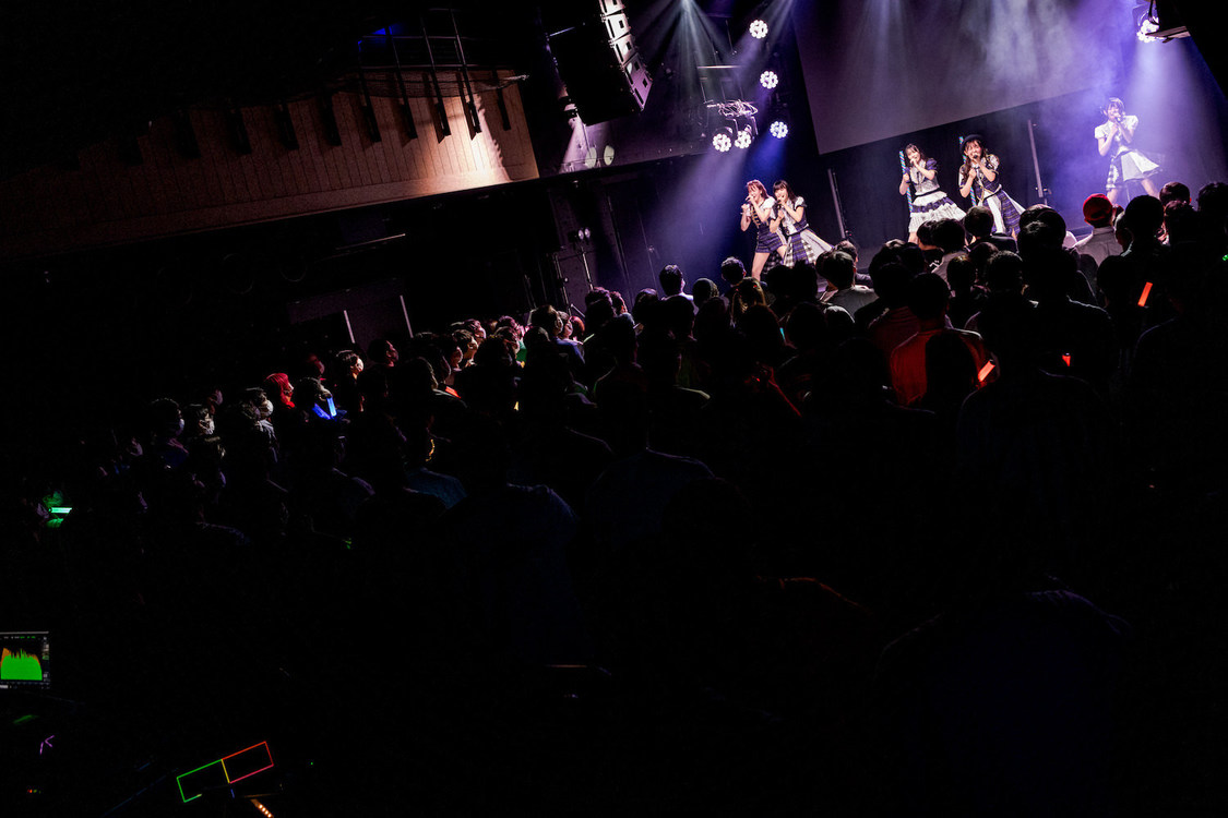 BABY-CRAYON〜1361〜（ベイビークレヨン）＜デビューライブ＞Veats Shibuya（2021年10月10日）