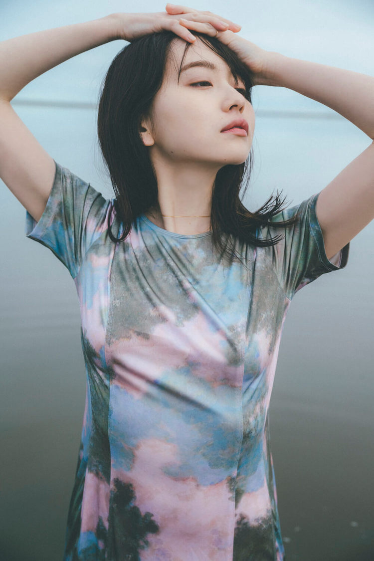 『山田杏奈2nd写真集（仮）』（東京ニュース通信社刊）