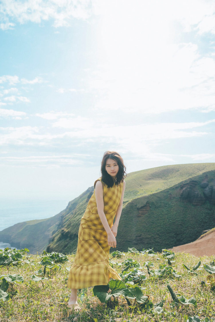 『山田杏奈2nd写真集（仮）』（東京ニュース通信社刊）