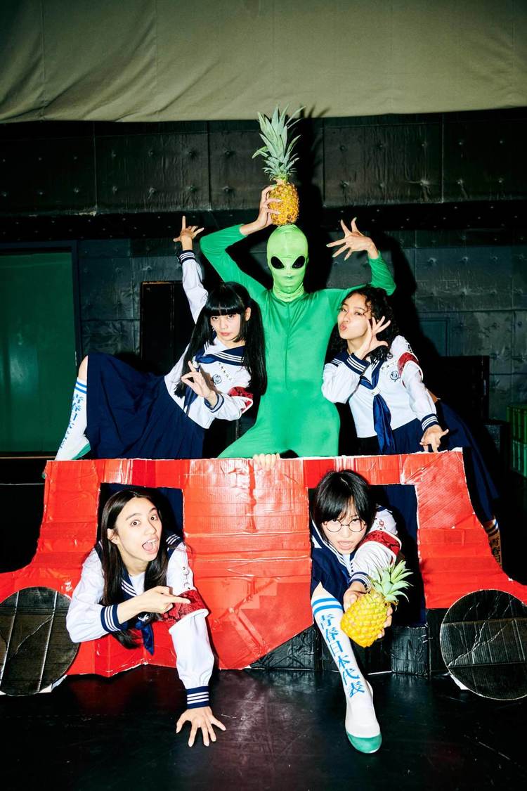 新しい学校のリーダーズ＜無名ですけど東名阪福ワンマン〜あいつの弱点パイナポー〜＞TSUTAYA O-WEST（2021年10月16日）