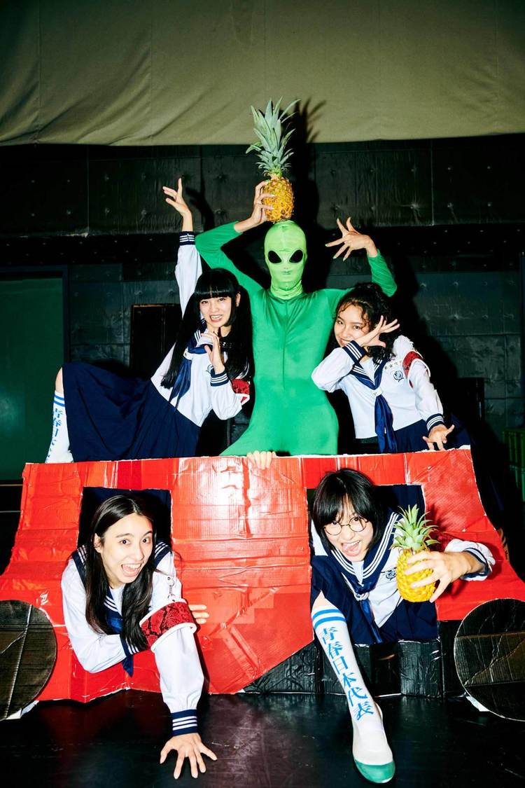 新しい学校のリーダーズ＜無名ですけど東名阪福ワンマン〜あいつの弱点パイナポー〜＞TSUTAYA O-WEST（2021年10月16日）