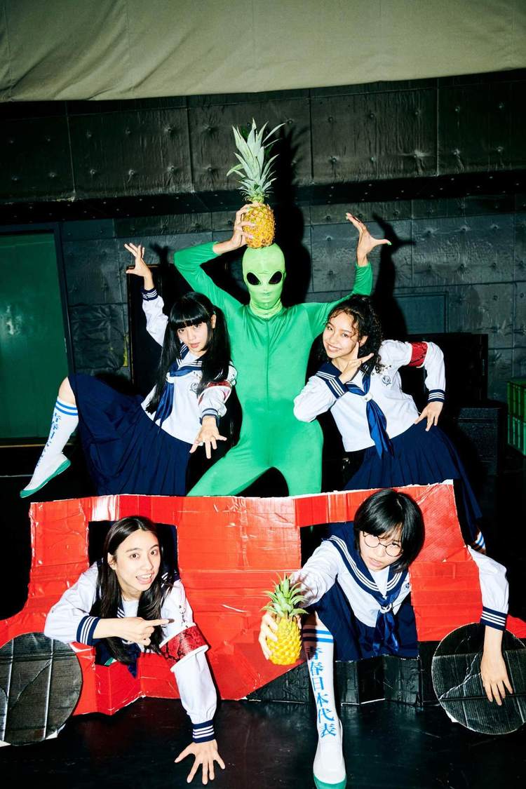 新しい学校のリーダーズ＜無名ですけど東名阪福ワンマン〜あいつの弱点パイナポー〜＞TSUTAYA O-WEST（2021年10月16日）