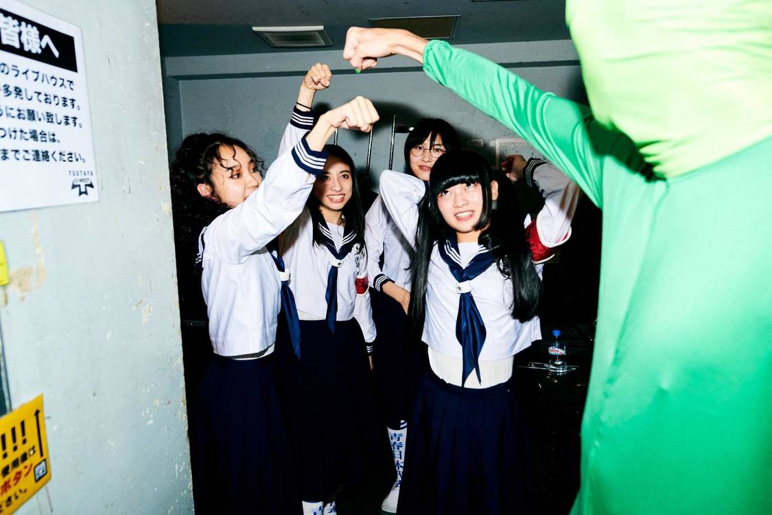 新しい学校のリーダーズ＜無名ですけど東名阪福ワンマン〜あいつの弱点パイナポー〜＞TSUTAYA O-WEST（2021年10月16日）