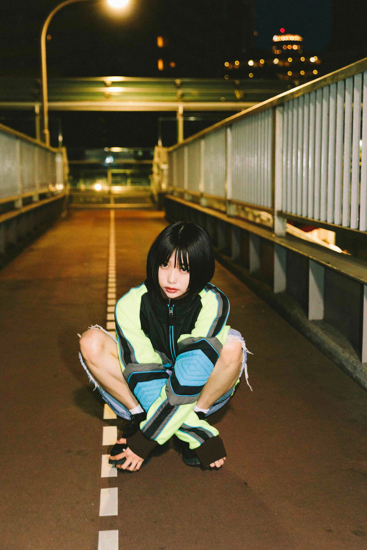 あの『あの夜』誌面カットより