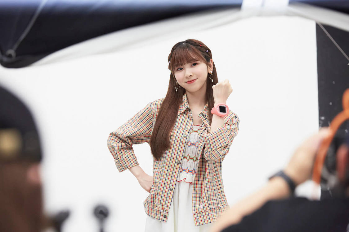 『たまごっちスマート』新TV-CM「たまごっちつれて、どこいこう！」篇メイキングカットより