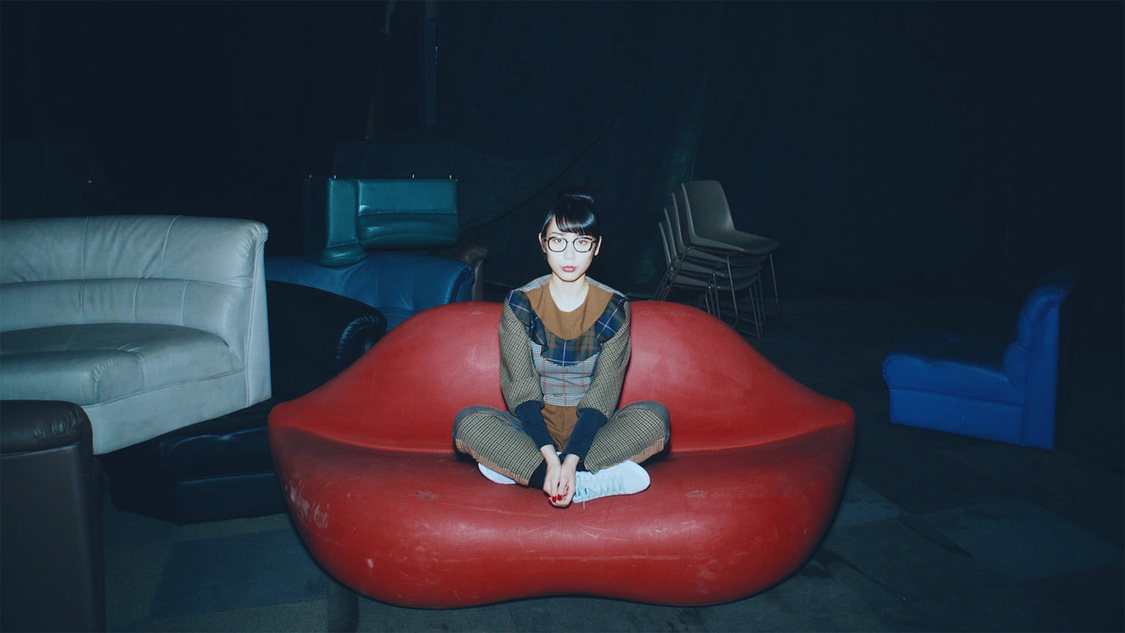 BiSH「柏木由紀なりのBiSH -BAD TEMPER-」MVより