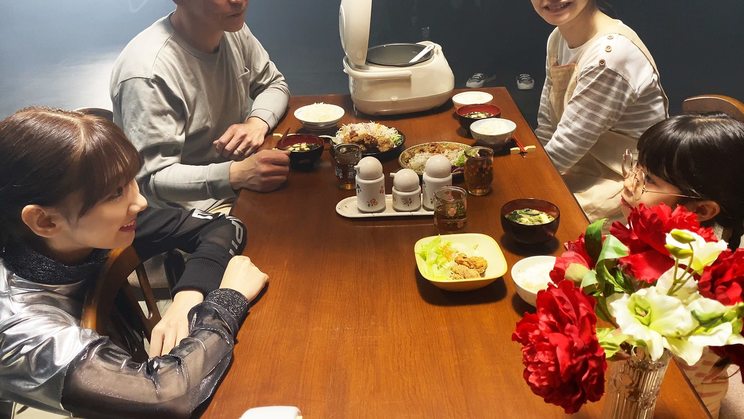 柏木由紀&女児のオフショット