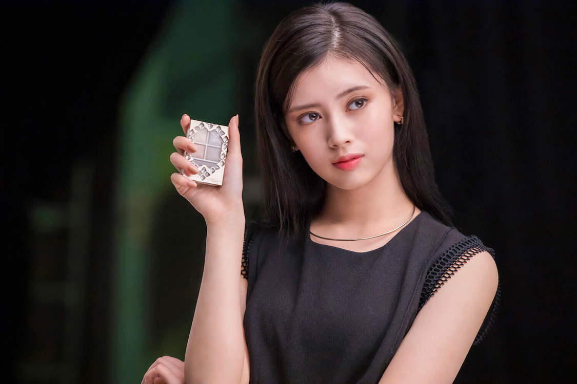 RIMA（NiziU）『Visée（ヴィセ）』メイキングカットより