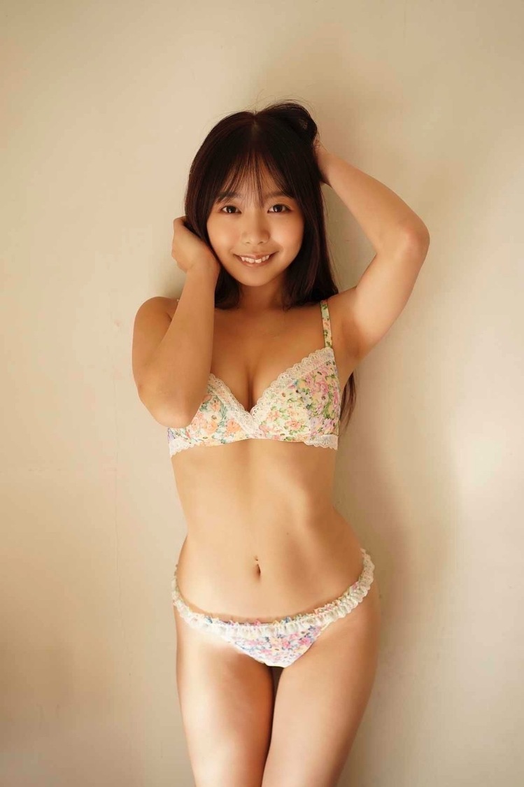 BOCCHI。福丸雛『週刊ヤングジャンプ』アザーカット（撮影：西村康）