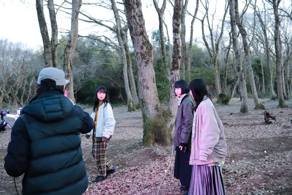 ゑんら「妖怪ディスコ」MV撮影より