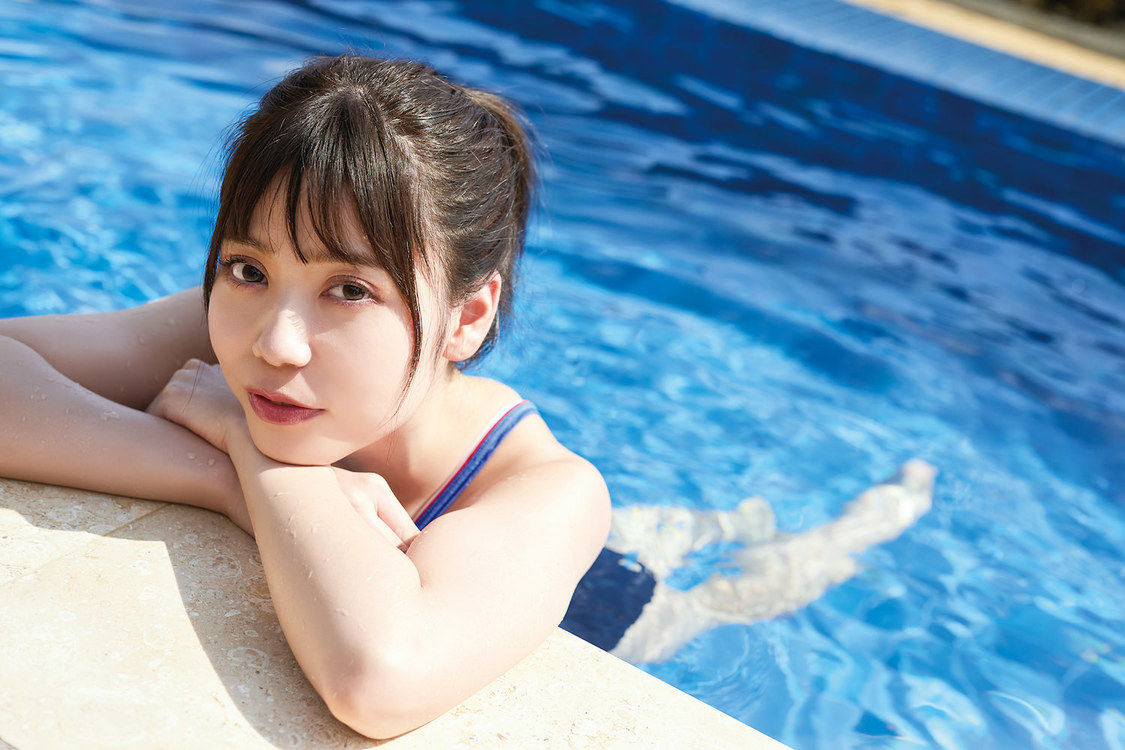 白瀬乃愛『AQUA』イメージカット（©2021 Liverpool）