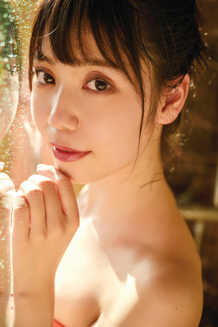 白瀬乃愛『AQUA』イメージカット（©2021 Liverpool）