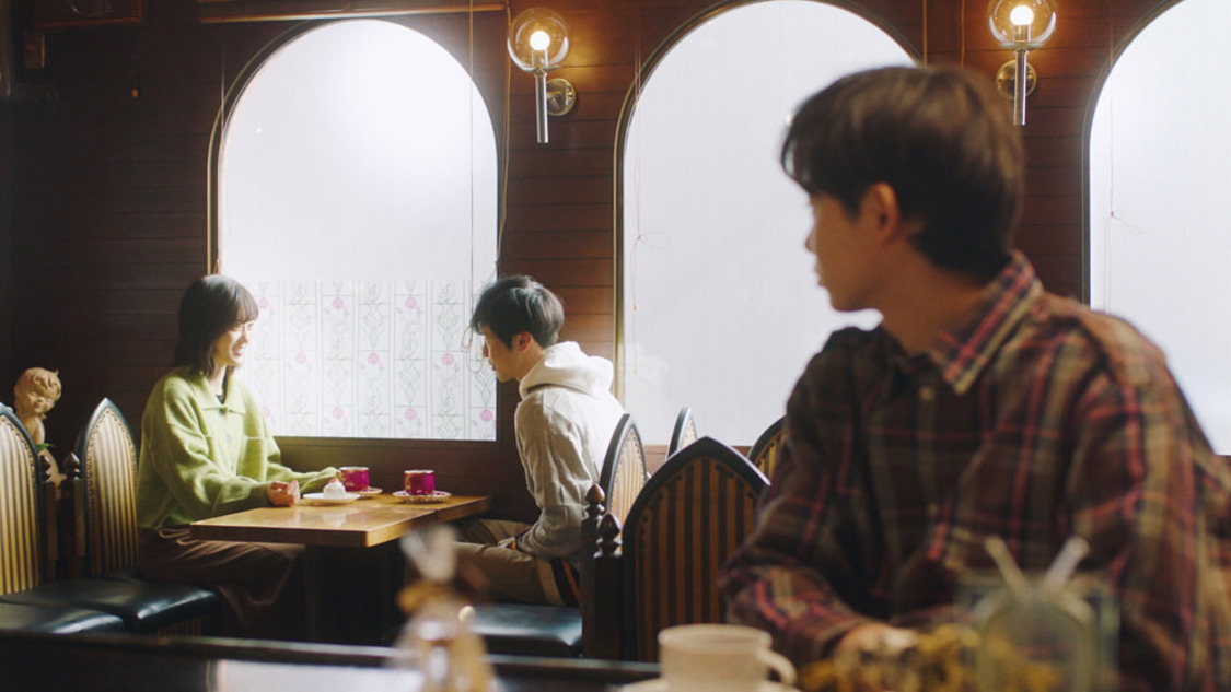 Thinking Dogs「エキストラ」MVより