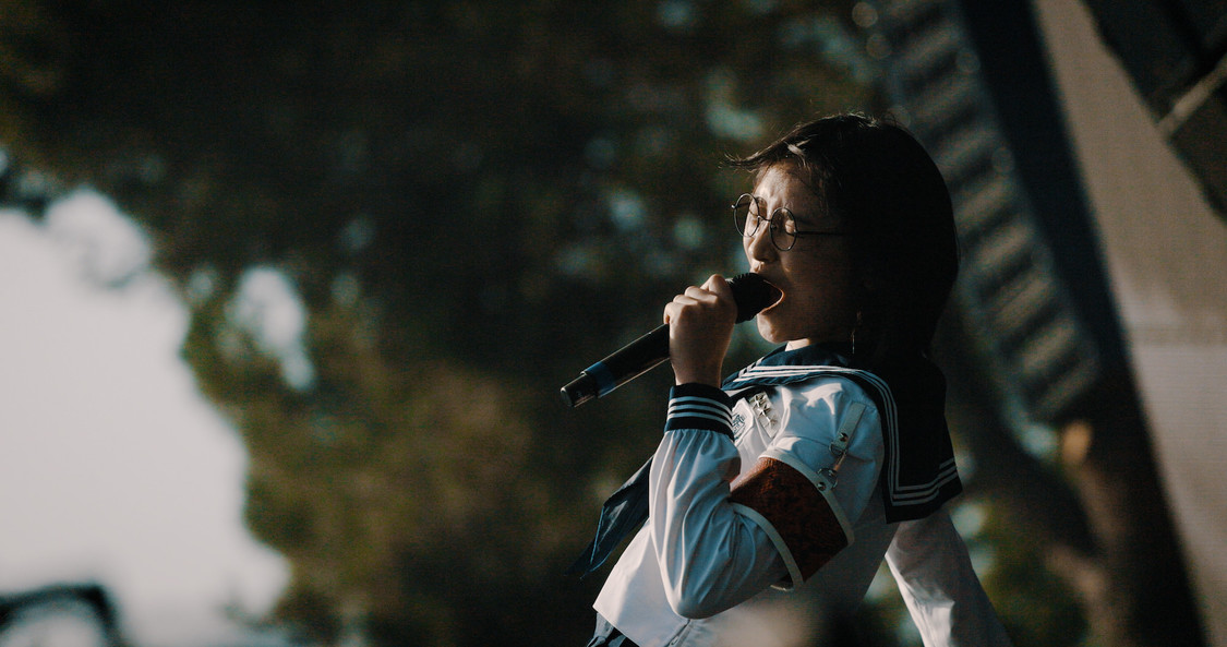 新しい学校のリーダーズ＜Head In the Clouds＞（撮影：codyburkhardt／2021年11月6日）