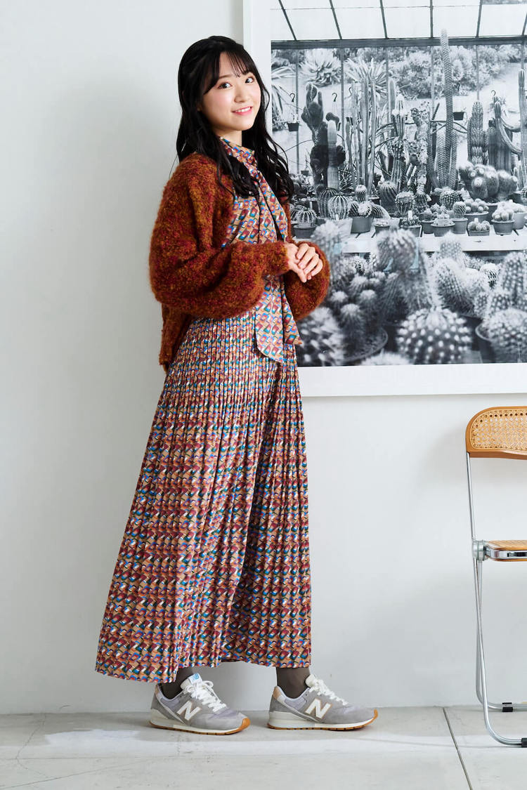 フェミニンをテーマにした衣装着用：山内瑞葵（AKB48）