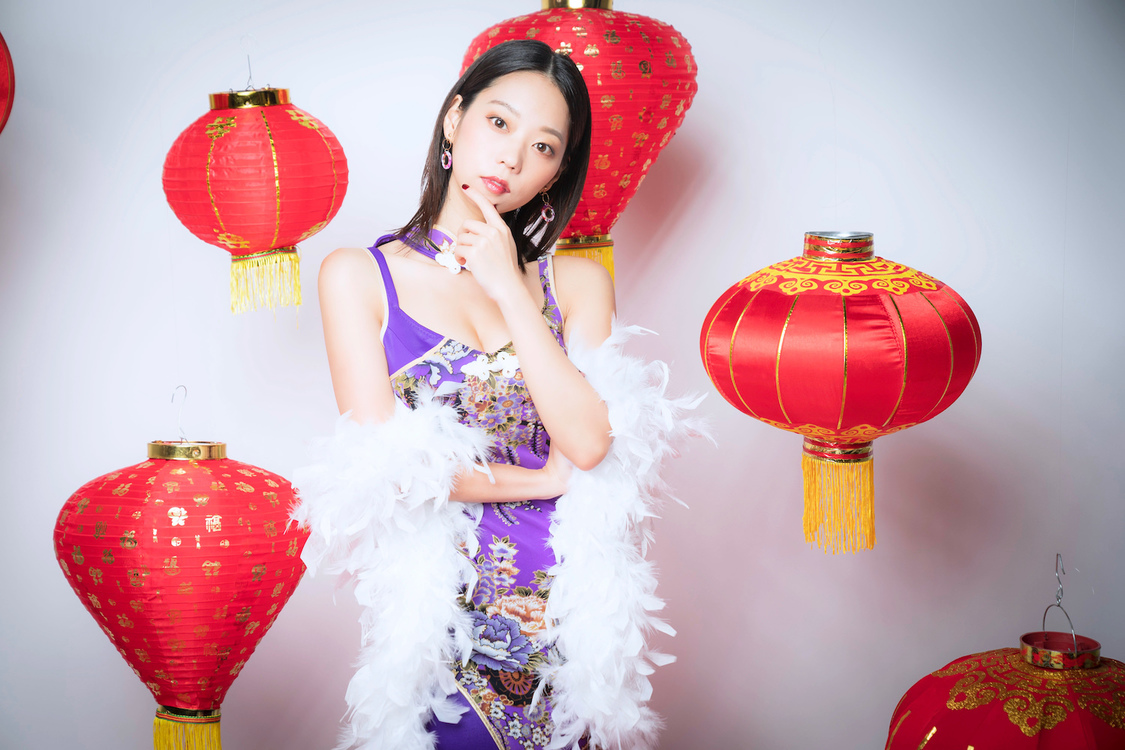 青山ひかる（撮影：©カノウリョウマ／週刊ビッグコミックスピリッツ）