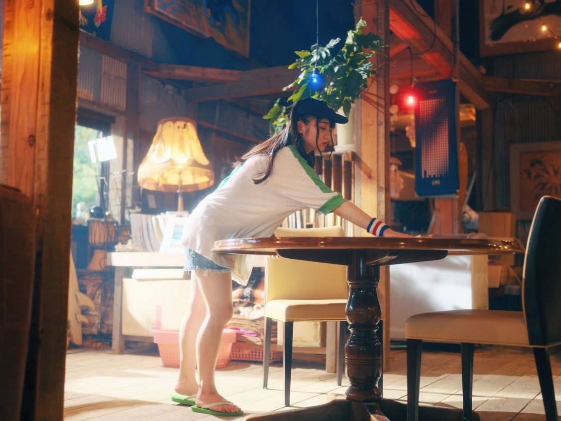 「柏木由紀なりのPARADISES -夏のバカヤロー-」MVより