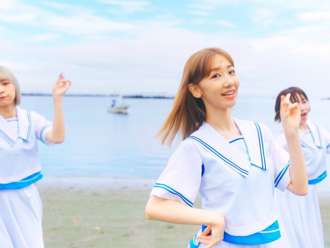 「柏木由紀なりのPARADISES -夏のバカヤロー-」MVより