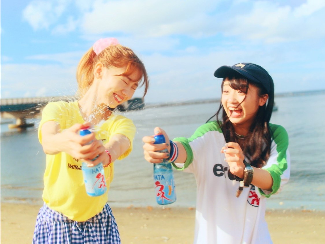 「柏木由紀なりのPARADISES -夏のバカヤロー-」MVより